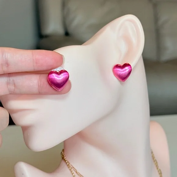 Elegant Pink Heart Stud Earrings - Picture 8 of 10